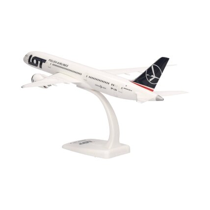 Boeing 787-9 Dreamliner LOT Polish Airlines 1