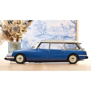Citroën DS 21 Break, 1970 - 1:18 Norev Citroën DS 21 Break, 1970 - 1:18 Norev