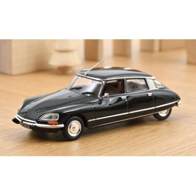 Citroën DS 23 Pallas, 1972 - 1:43 Norev
