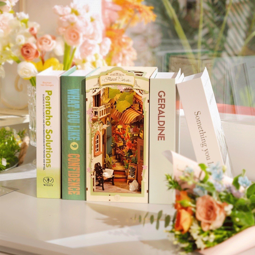 DIY Book Nook - Floral Corner 1 DIY Book Nook - Floral Corner 1