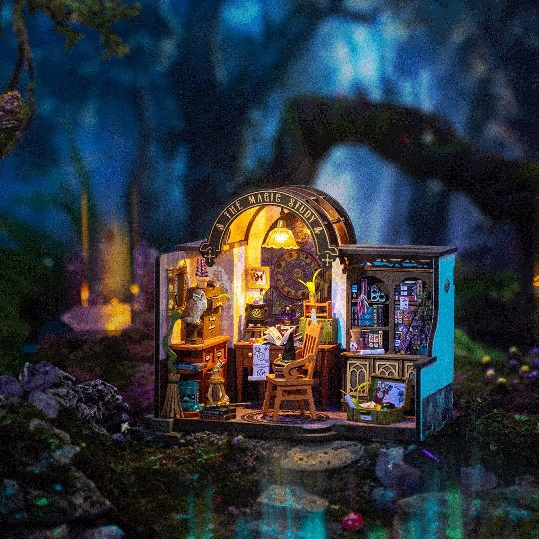 DIY miniature house - Magic Study 1 DIY miniature house - Magic Study 1
