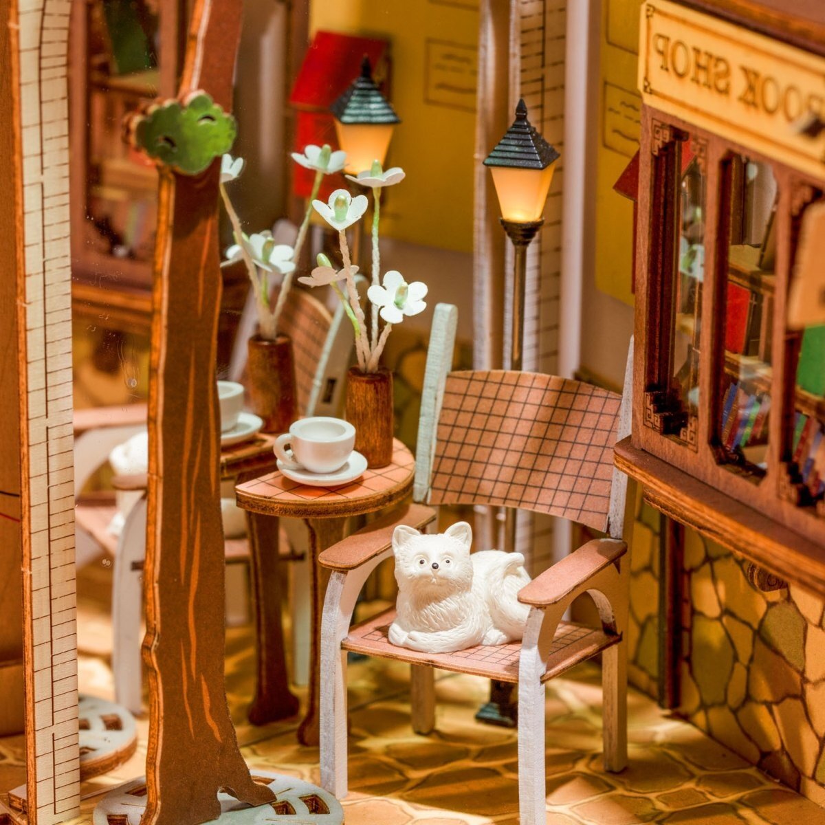 DIY Book Nook - Sunshine Town 6