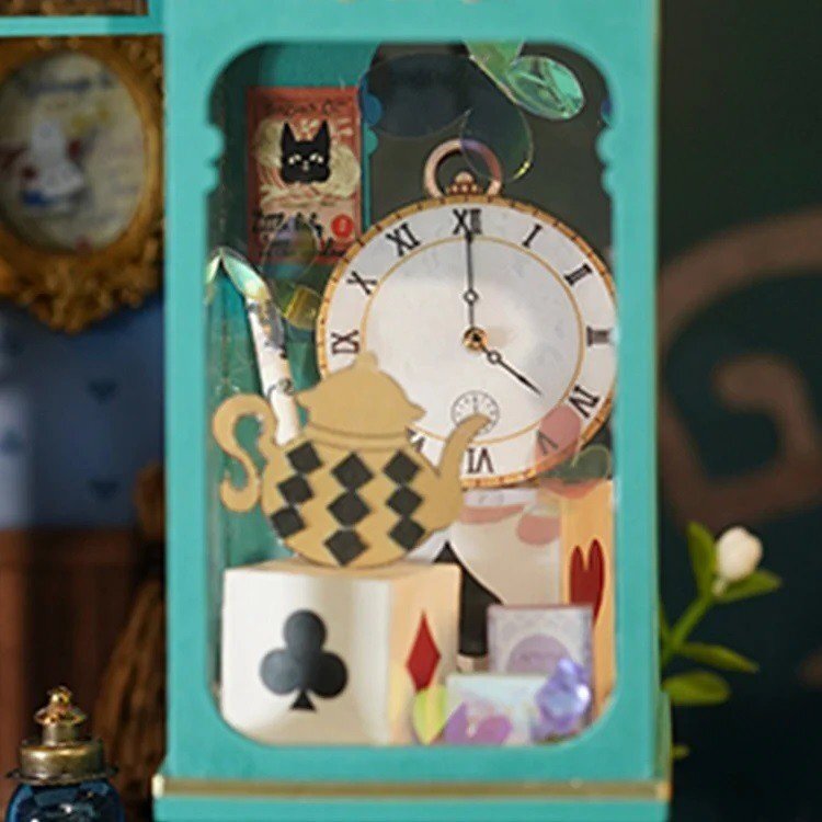 DIY miniature house - Alice´s Tea Store 2