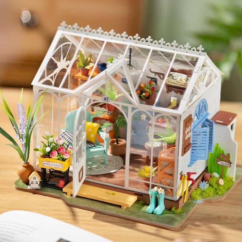 DIY miniature house - Dreamy Garden House 1 DIY miniature house - Dreamy Garden House 1