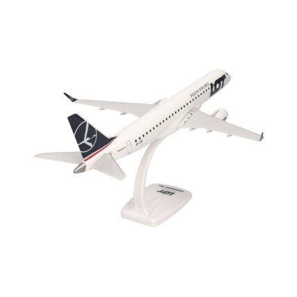 Embraer E195 LOT Polish Airlines 1 Embraer E195 LOT Polish Airlines 1