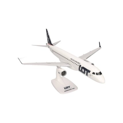 Embraer E195 LOT Polish Airlines 2 Embraer E195 LOT Polish Airlines 2