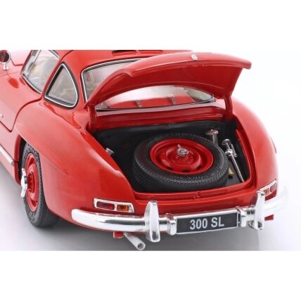 Mercedes-Benz 300 SL Coupe (W198), 1957 - 1:18 Schuco 5 Mercedes-Benz 300 SL Coupe (W198), 1957 - 1:18 Schuco 5