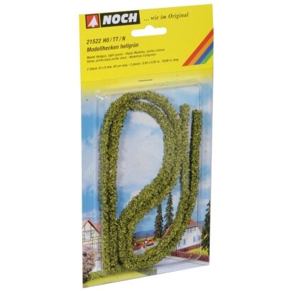 Model Hedges light green 3 Model Hedges light green 3