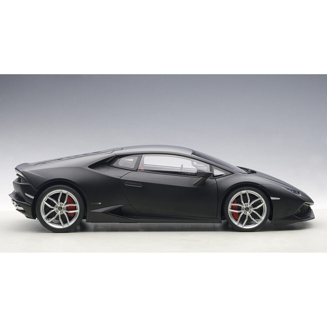 Lamborghini Huracan LP610-4, 2014 - 1:12 AutoArt 3 Lamborghini Huracan LP610-4, 2014 - 1:12 AutoArt 3