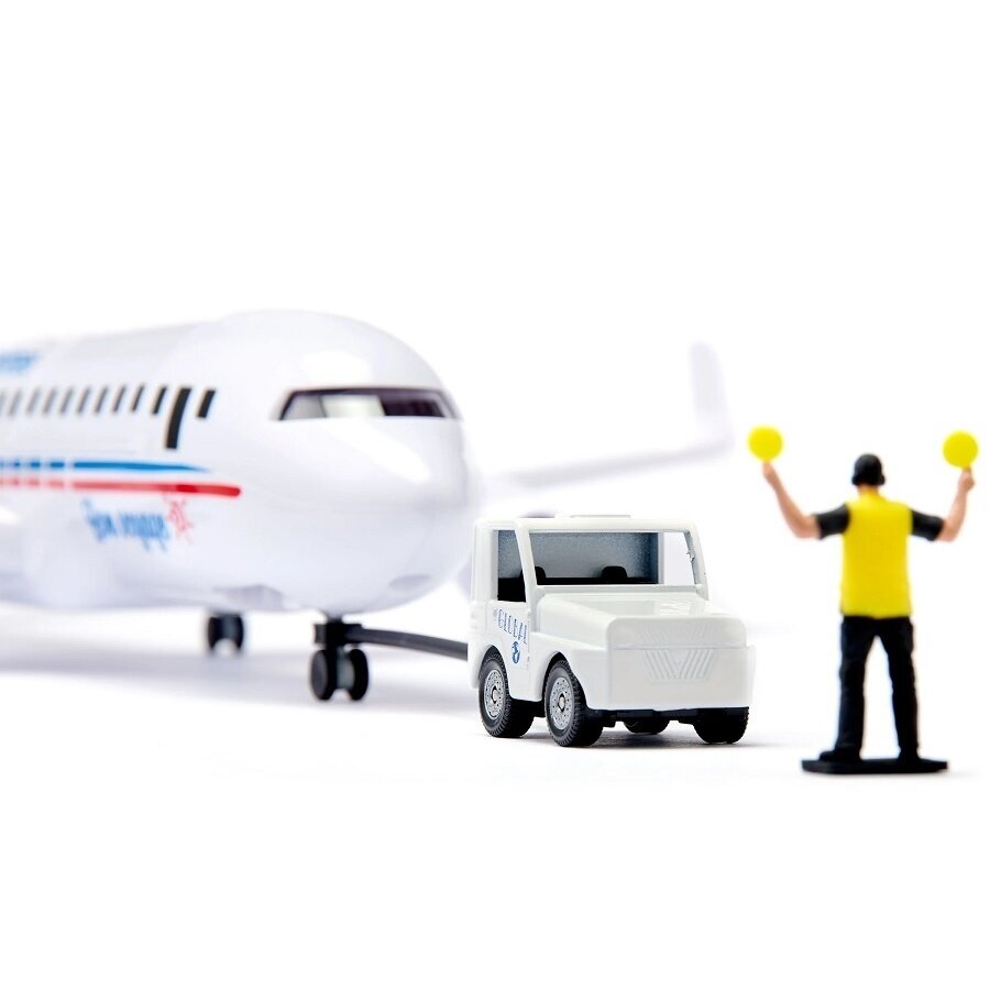 Commercial aircraft with accessories 1