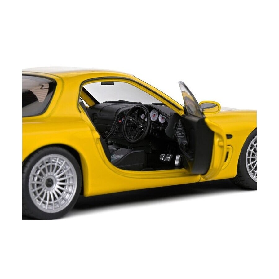 Mazda RX7 FD3RS, 1999 - 1:18 Solido 4 Mazda RX7 FD3RS, 1999 - 1:18 Solido 4