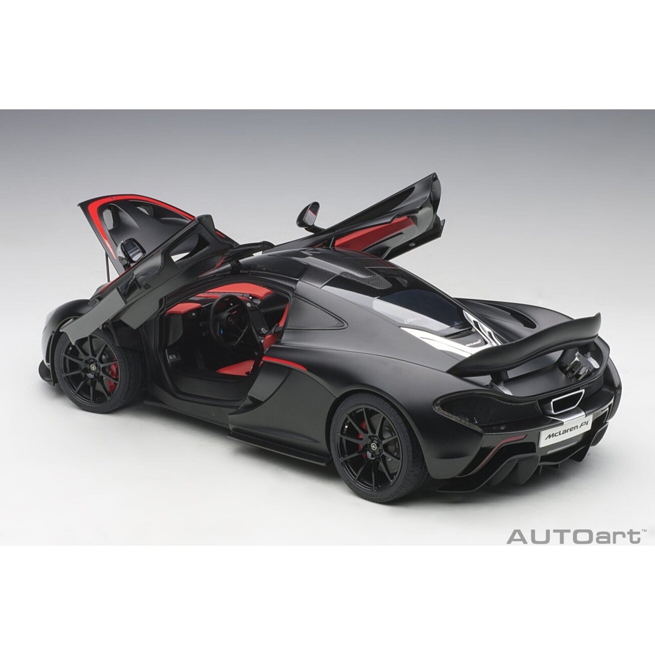 McLaren P1, 2013 - 1:12 AutoArt 7