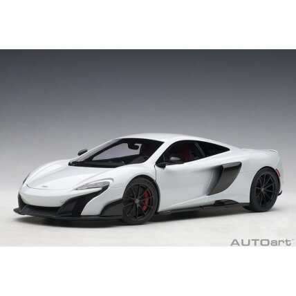 McLaren 675LT, 2016 - 1:18 AutoArt
