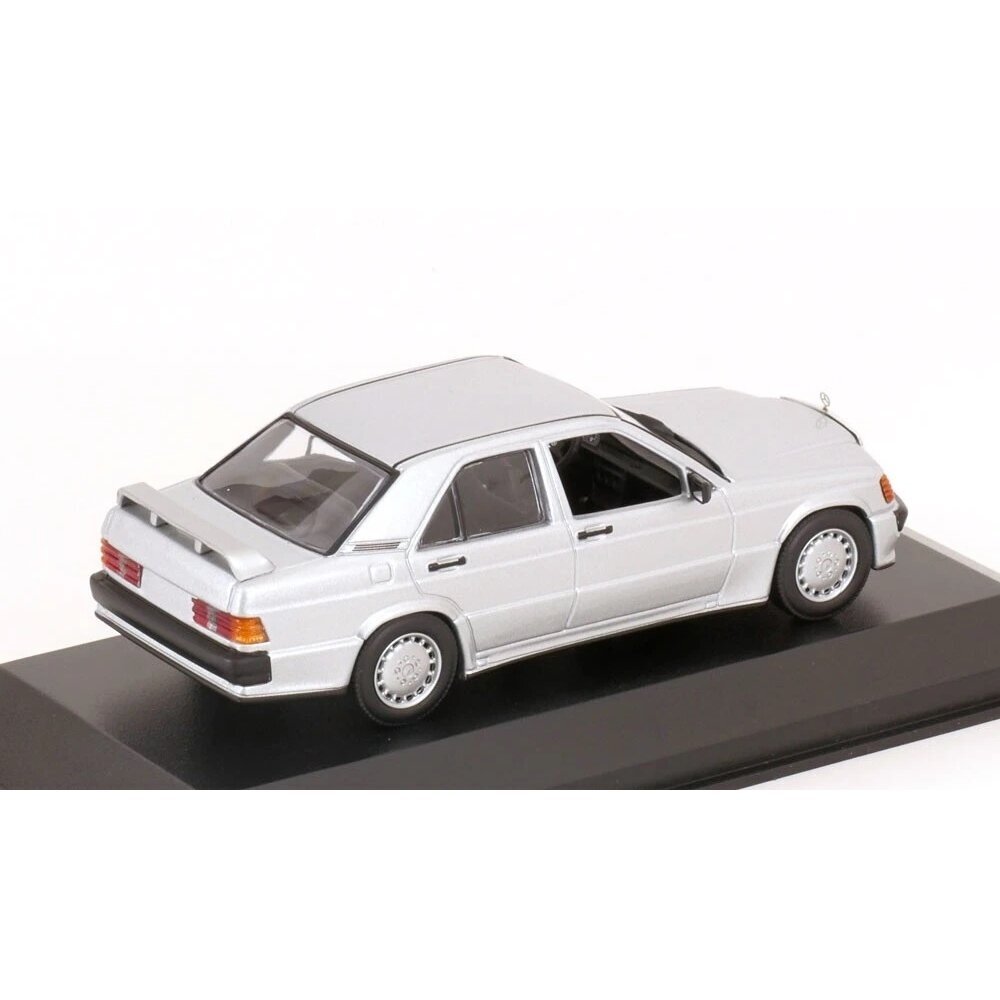 Mercedes-Benz 190E 2.3 - 16 (W201), 1984 - 1:43 Minichamps 1