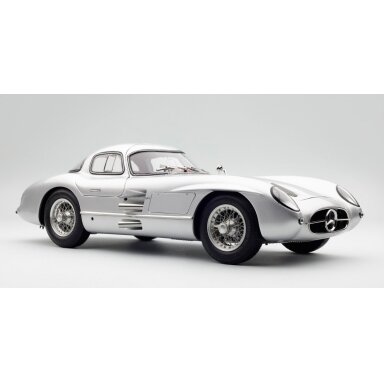 Mercedes-Benz 300 SLR Coupe, 1955 - 1:18 CMC