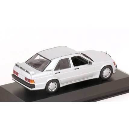 Mercedes-Benz 190E 2.3 - 16 (W201), 1984 - 1:43 Minichamps 1 Mercedes-Benz 190E 2.3 - 16 (W201), 1984 - 1:43 Minichamps 1