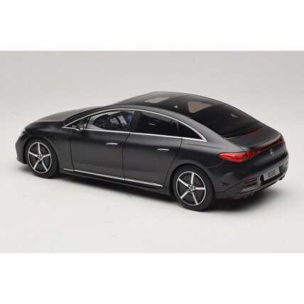 Mercedes-Benz EQE (V295) AMG Line, 2022 - 1:18 NZG 2 Mercedes-Benz EQE (V295) AMG Line, 2022 - 1:18 NZG 2