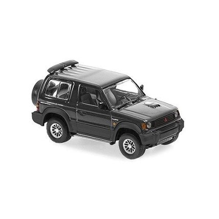 Mitsubishi Pajero SWB, 1991 - 1:43 Maxichamps Mitsubishi Pajero SWB, 1991 - 1:43 Maxichamps
