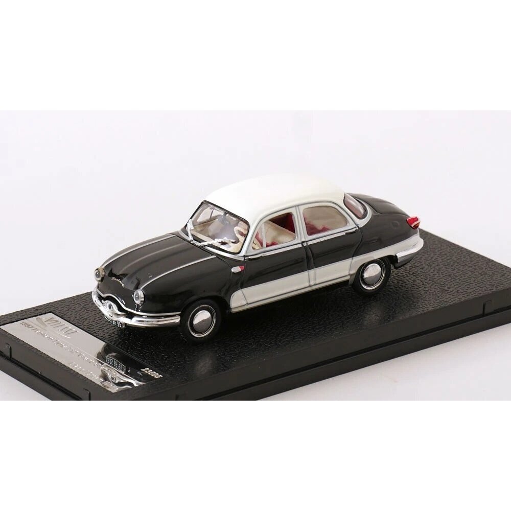 Panhard Dyna Z12 Grand Standing, 1957 - 1:43 Vitesse Panhard Dyna Z12 Grand Standing, 1957 - 1:43 Vitesse