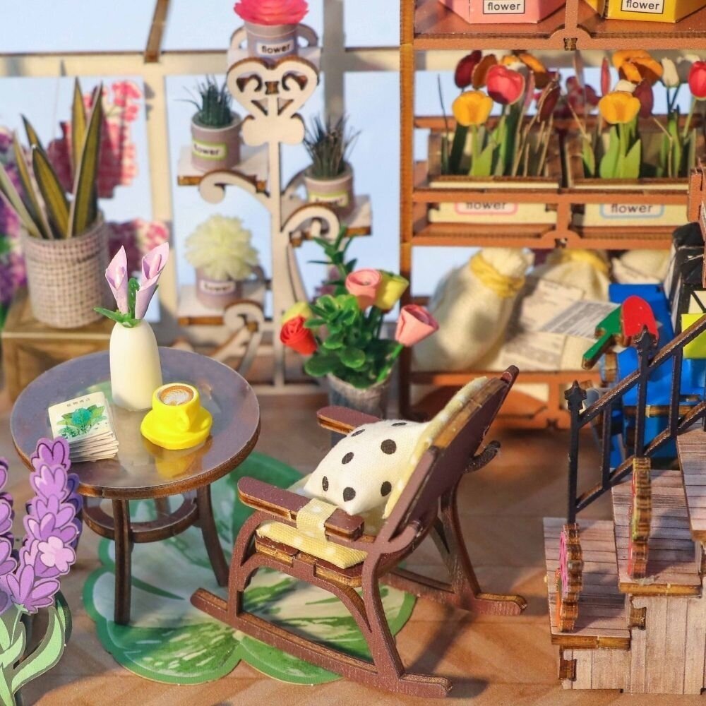 DIY Book Nook - Garden House 5 DIY Book Nook - Garden House 5