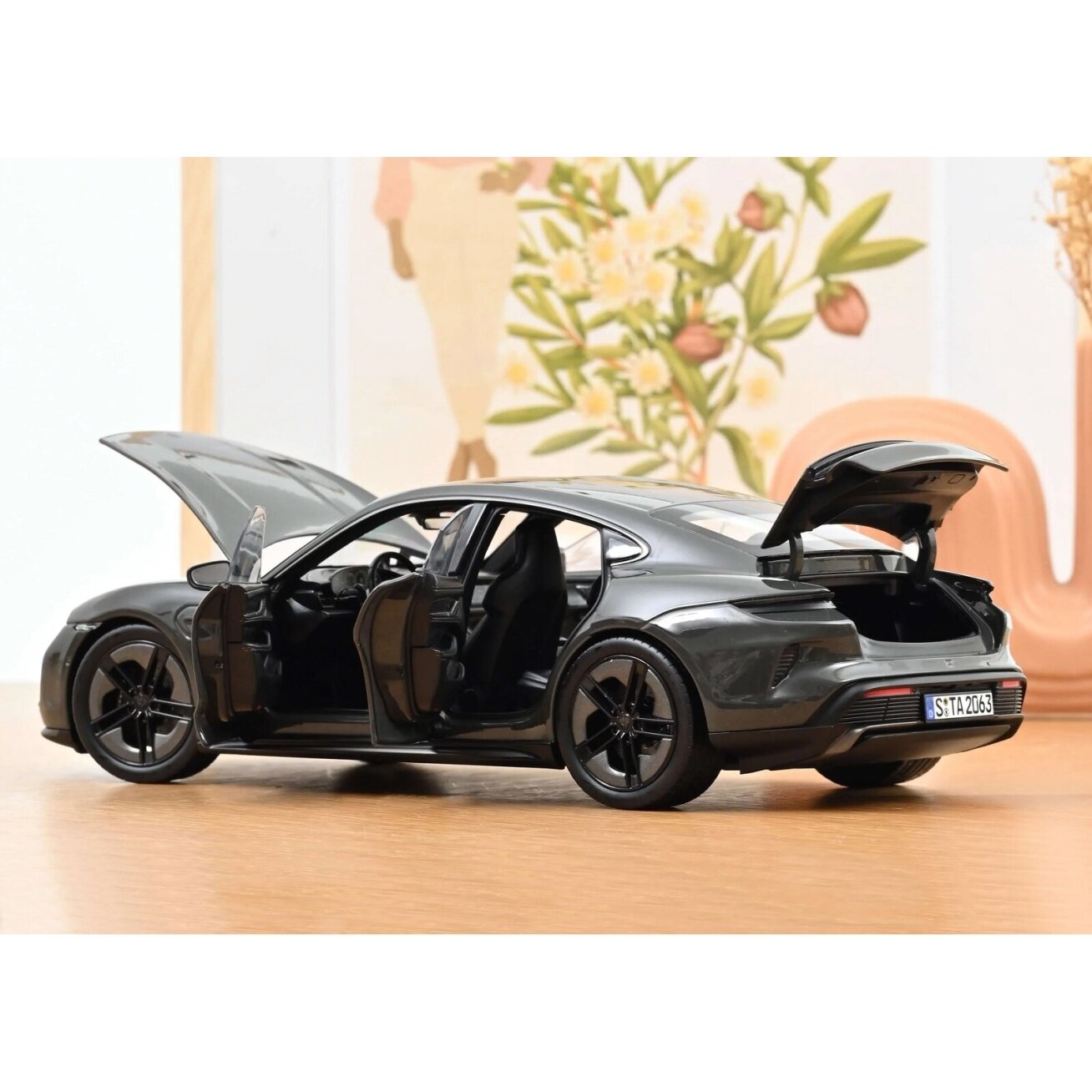 Porsche Taycan Turbo S, 2024 - 1:18 Norev 2