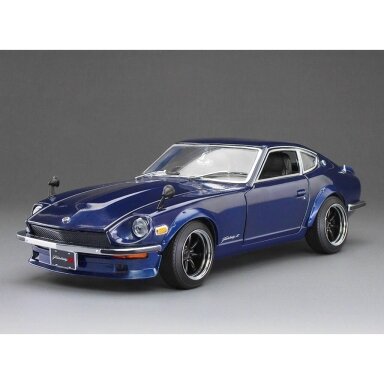 Nissan Fairlady Z (S30), 1972 - 1:18 SunStar