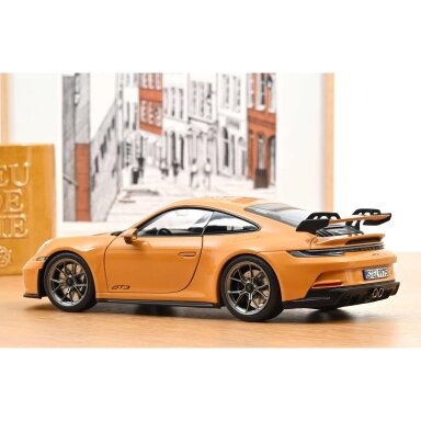 Porsche 911 (992) GT3 2021 - 1:18 Norev