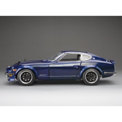 Nissan Fairlady Z (S30), 1972 - 1:18 SunStar 2