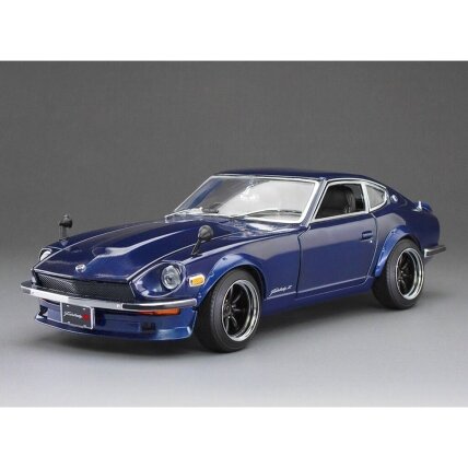 Nissan Fairlady Z (S30), 1972 - 1:18 SunStar