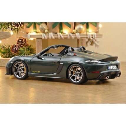 Porsche 718 Spyder RS Weissach Pack, 2023 - 1:18 Norev 1 Porsche 718 Spyder RS Weissach Pack, 2023 - 1:18 Norev 1