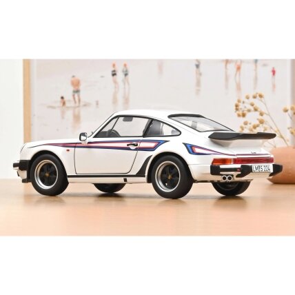 Porsche 911 (930) Turbo 3.3 Coupe, 1980 - 1:18 Norev 1 Porsche 911 (930) Turbo 3.3 Coupe, 1980 - 1:18 Norev 1