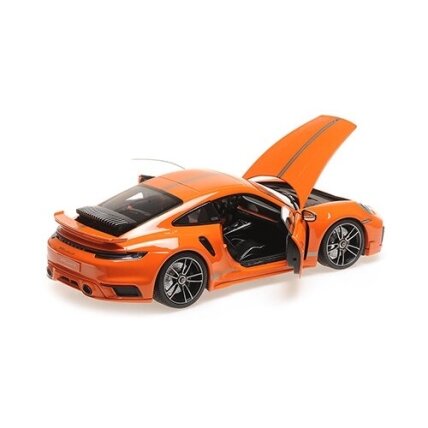 Porsche 911 (992) Turbo S Sport Design, 2021 - 1:18 Minichamps 2 Porsche 911 (992) Turbo S Sport Design, 2021 - 1:18 Minichamps 2