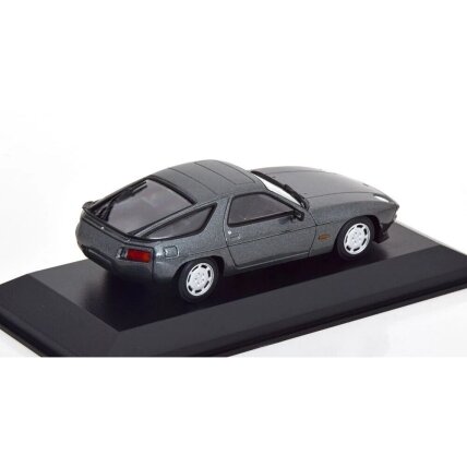 Porsche 928 S, 1978 - 1:43 Minichamps 1