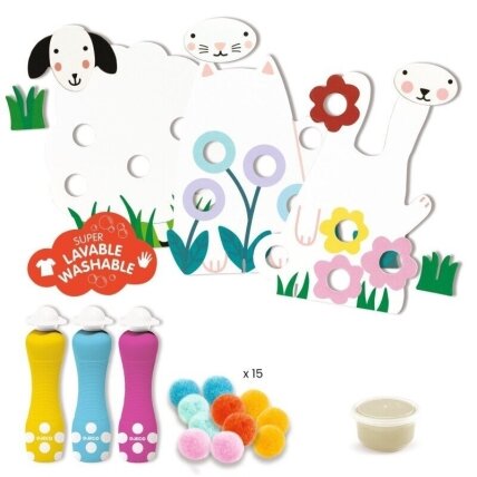 Colouring and Pompoms – In the Grass 3