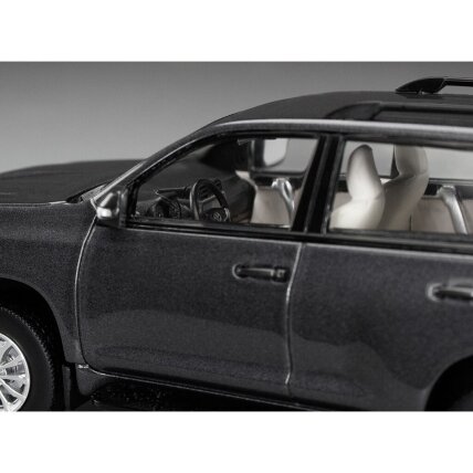 Toyota Land Cruiser Prado, 2018 - 1:43 SunStar 3