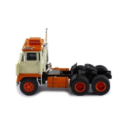 White 7400, 1960 - 1:43 IXO 2 White 7400, 1960 - 1:43 IXO 2