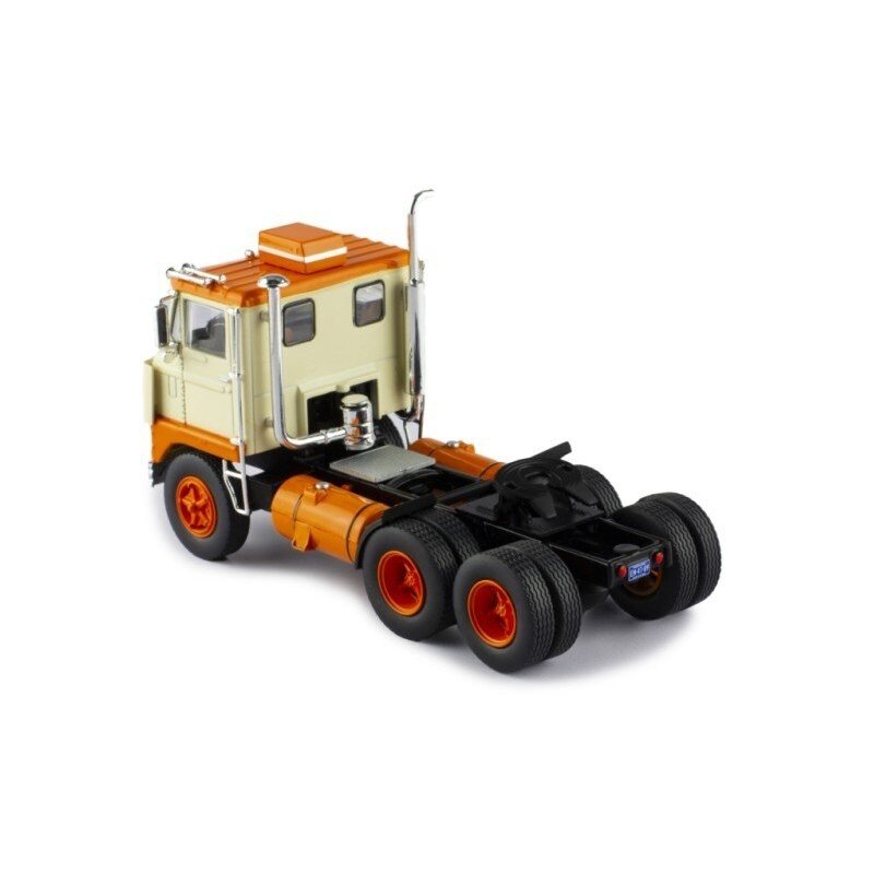 White 7400, 1960 - 1:43 IXO 1 White 7400, 1960 - 1:43 IXO 1
