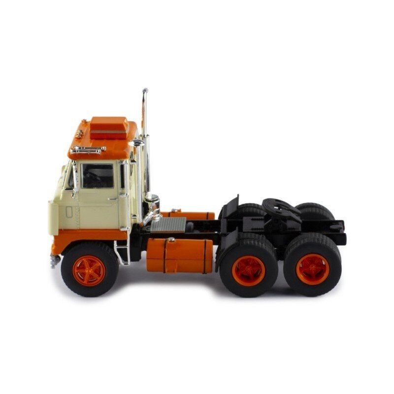 White 7400, 1960 - 1:43 IXO 2 White 7400, 1960 - 1:43 IXO 2
